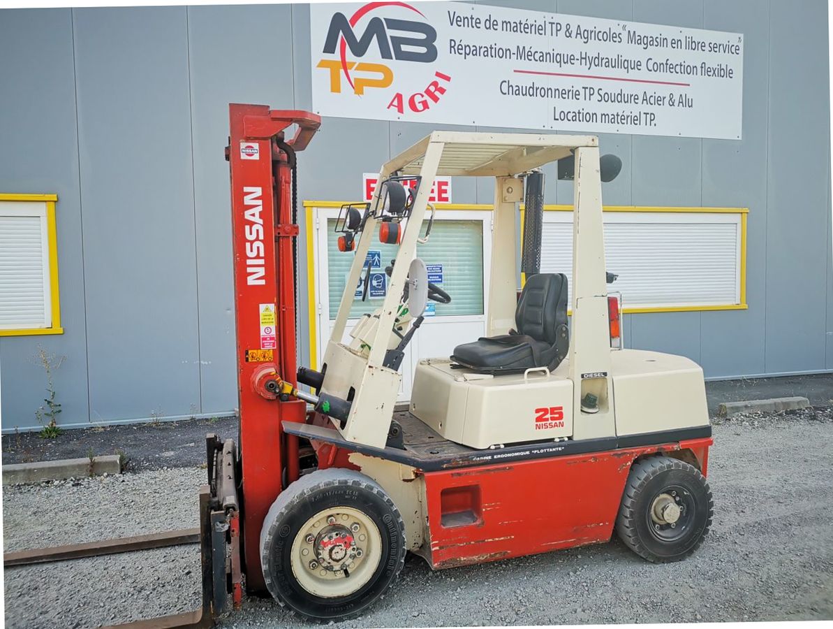 EH10 EF57 旧貨物セット NISSAN) EF02M20(FD20)-000784 – Used Forklift Japan | Advance